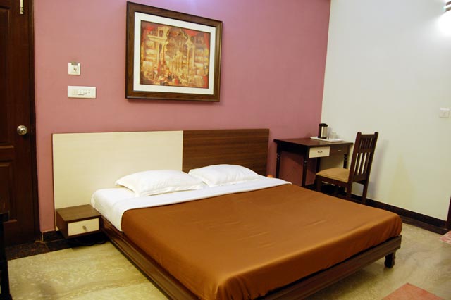 Hotel Urmi Haridwar